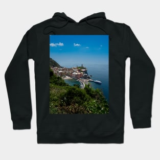 View on the cliff town of Vernazza, one of the colorful Cinque Terre on the Italian west coast Hoodie